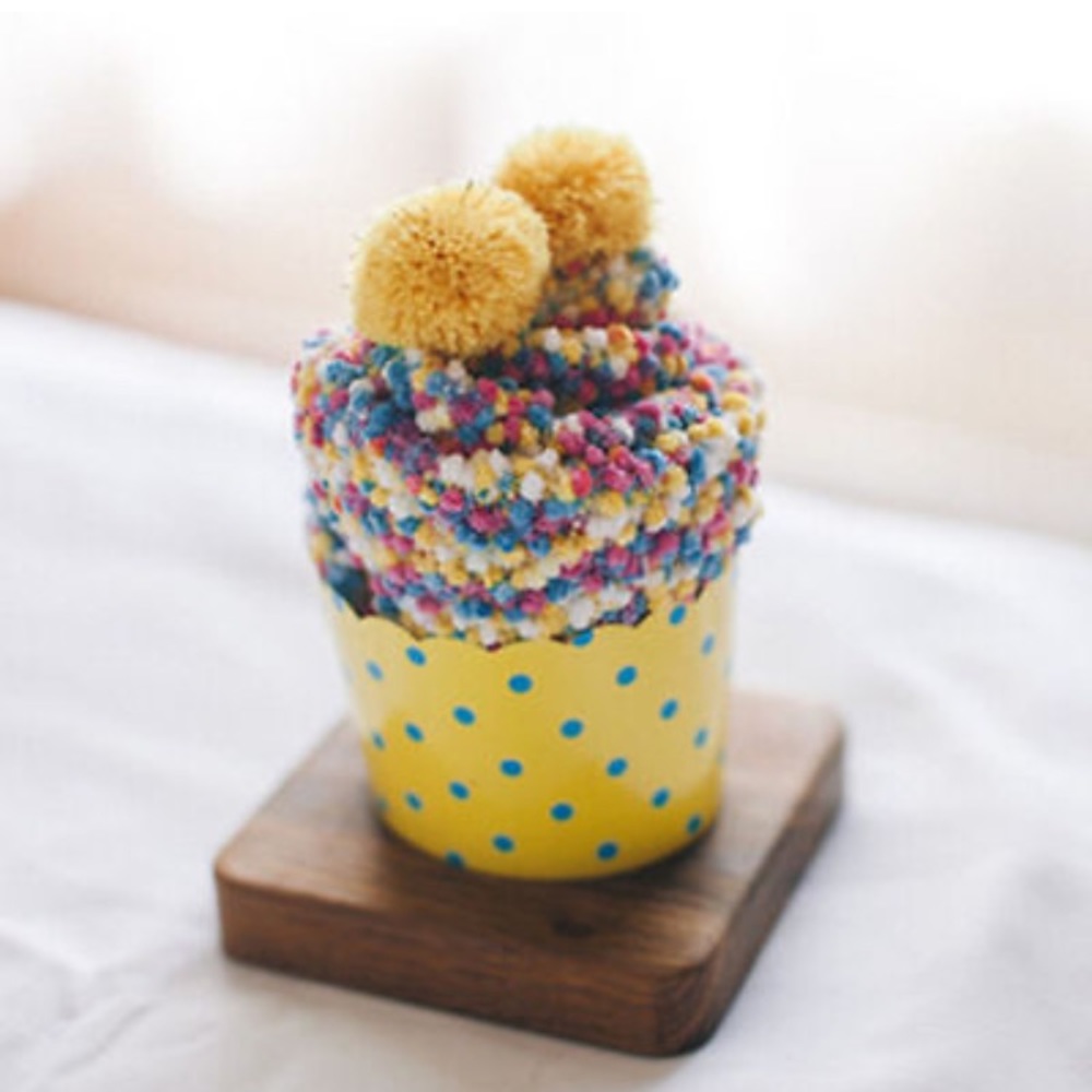 🍭NEW Yummy Yellow Cupcake Socks🍭